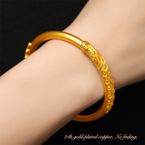 Peacock Southeast Flying Sand Gold Bracelet