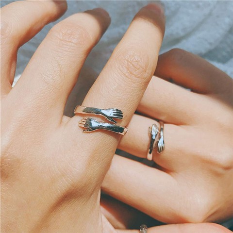 Adjustable Hug Ring